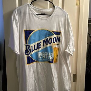 Old Navy Blue Moon Graphic T-Shirt | NEVER WORN